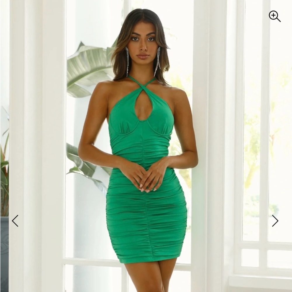 Hello Molly Green Rushed Dress - US 6